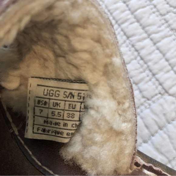 UGG Australia LAYBACK Thong Sandals Brown Leather Sheepskin Lined Women's 7 - Picture 3 of 7